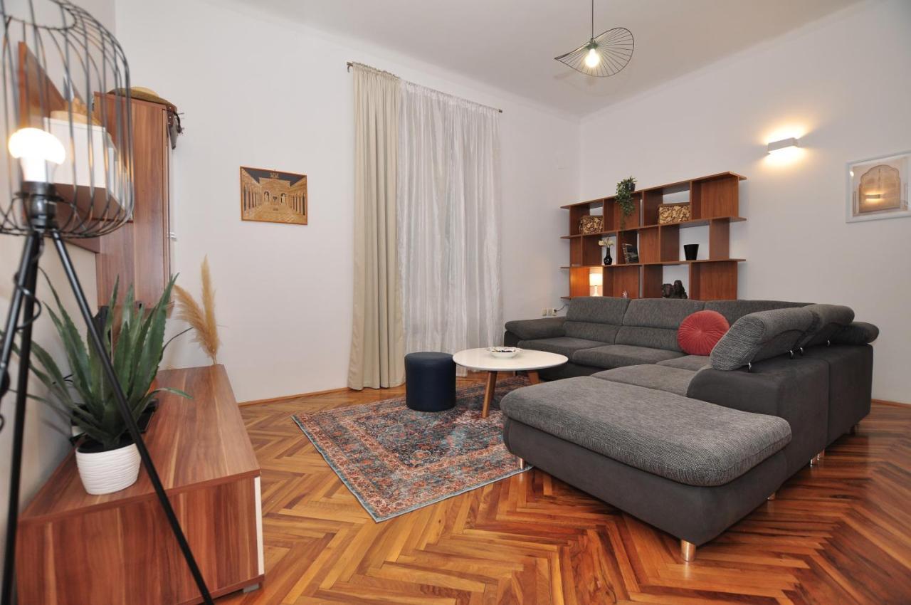 Apartment Moel Split Kültér fotó